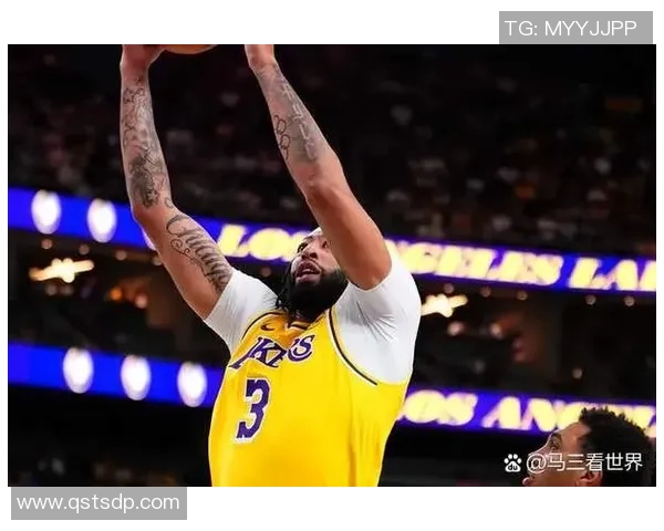 热火与湖人激战第三场直播精彩回顾与赛后分析尽在此处 热火与湖人激战第三场直播精彩回顾与赛后分析尽在此处