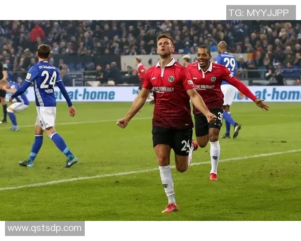 汉诺威96与沃夫斯堡精彩对决直播全程回顾与分析 汉诺威96与沃夫斯堡精彩对决直播全程回顾与分析