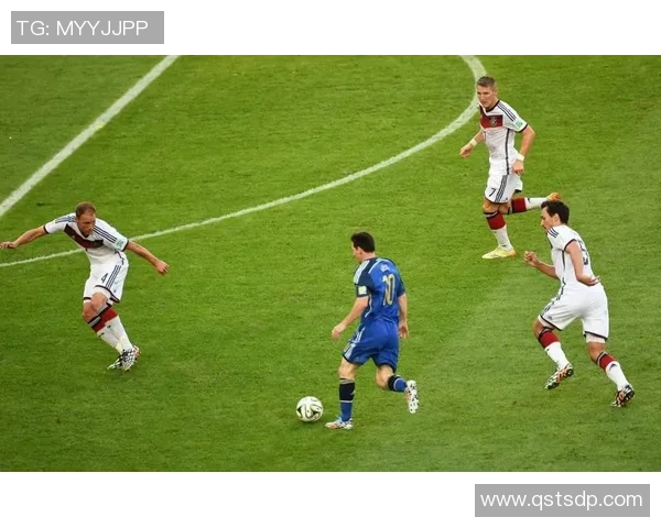 2010年世界杯经典对决西班牙逆转德国晋级决赛的传奇时刻