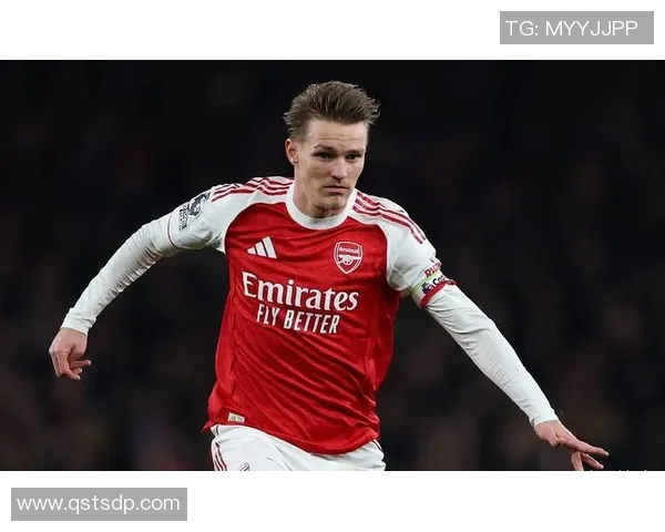 基翁:很多人说厄德高不应该回到首发,但他在中场掌控了局势 基翁:很多人说厄德高不应该回到首发,但他在中场掌控了局势